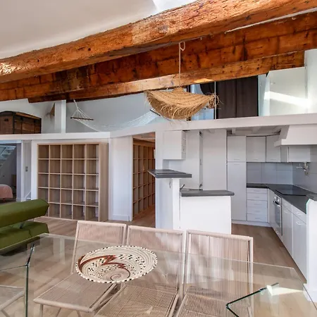 Appartement Vue Quai - Proche De La Gare & Des Halles De - 3eme Etage Sans Ascenseur Sète